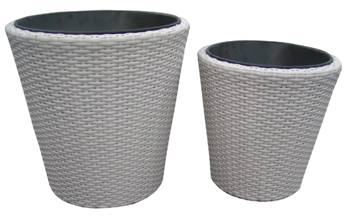 Blumenvase aus Polyrattan